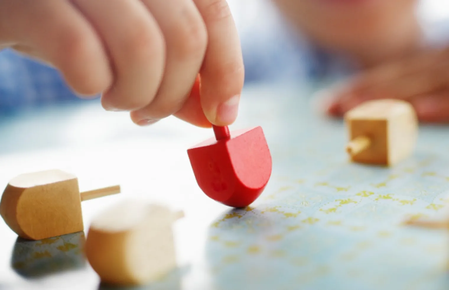 Image of blog with title : Fine Motor Skills: Engaging Activities for EYFS and Early Years